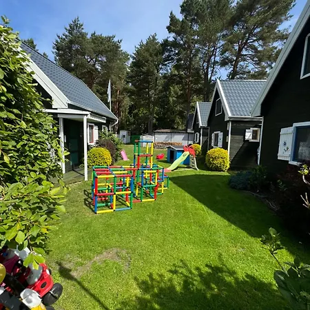 Letniskowe Grenland Lodge Dębki